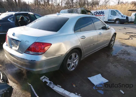 2005 Acura Rl 3.5 z USA, uszkodzony, nr VIN JH4KB16545C003046